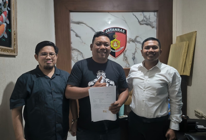 LAYANAN 110 POLRES GIANYAR DAMPINGI PENGAMBILAN MOBIL TERKAIT LAPORAN DI POLRES TABANAN