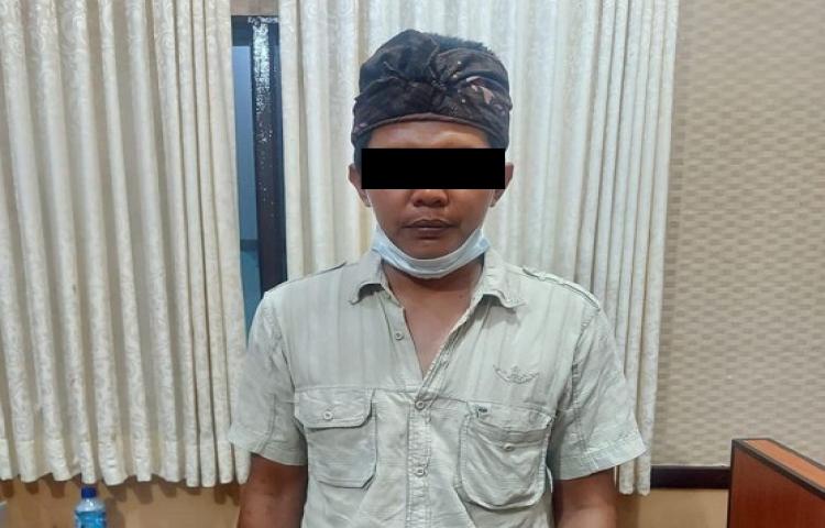 Nekat Buka Paksa Barier Penyekatan PPKM Darurat, Pria di Denpasar diamankan Polisi